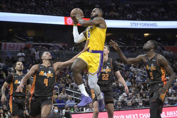 Bambas basket lebron hotsell